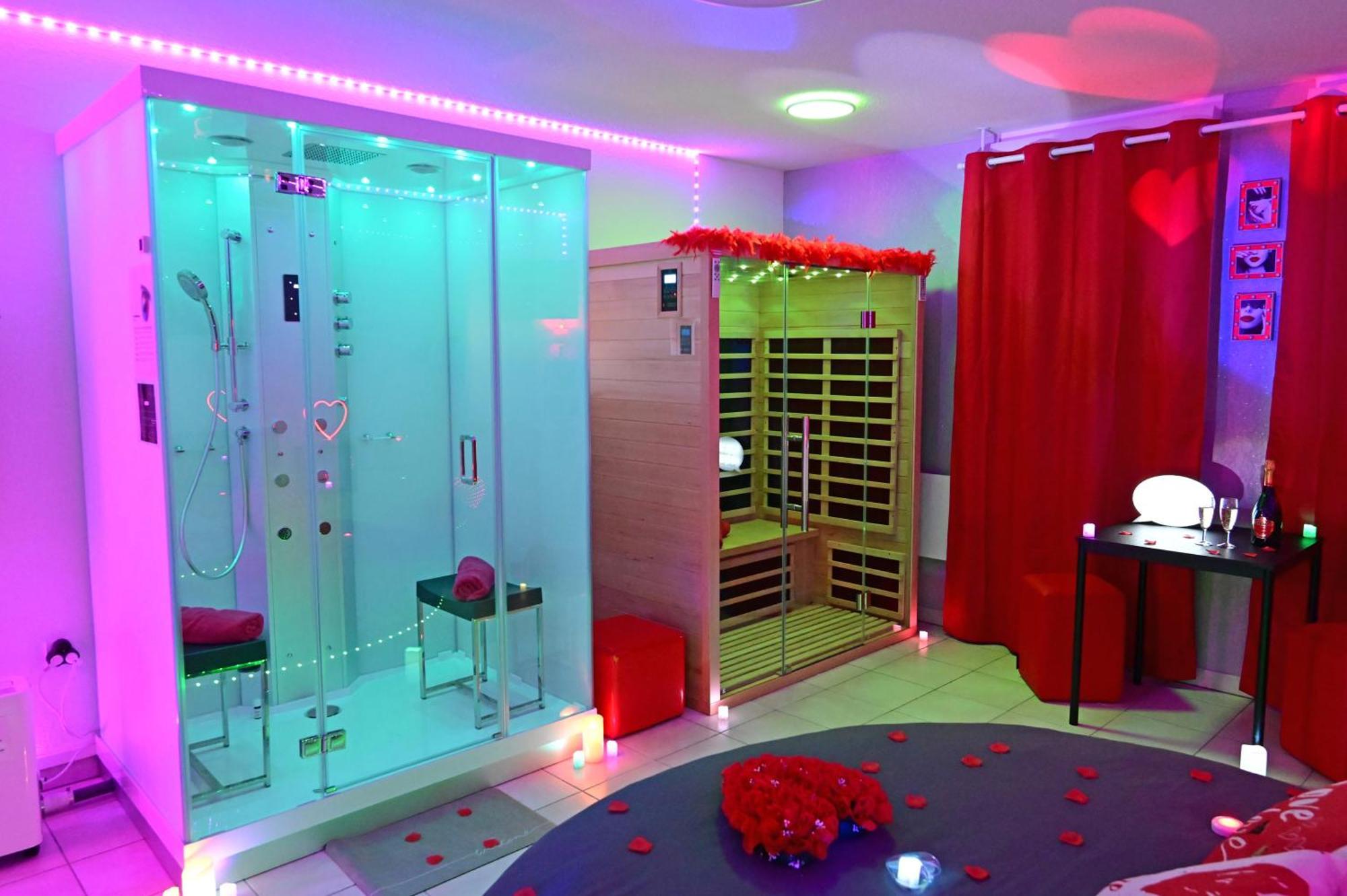 Love Room A Deux Pas De L'Ocean Avec Hammam, Sauna Et Bain A 2 :-) Biscarrosse Buitenkant foto