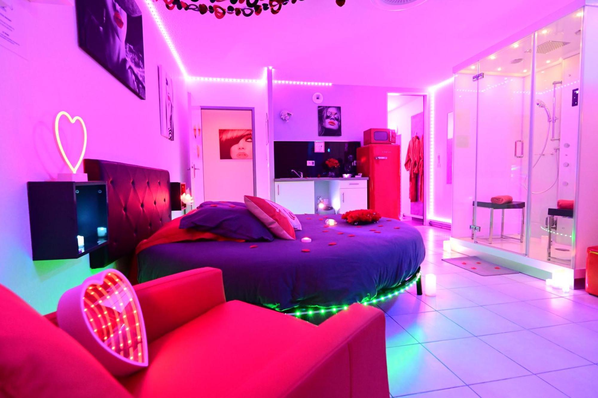 Love Room A Deux Pas De L'Ocean Avec Hammam, Sauna Et Bain A 2 :-) Biscarrosse Buitenkant foto