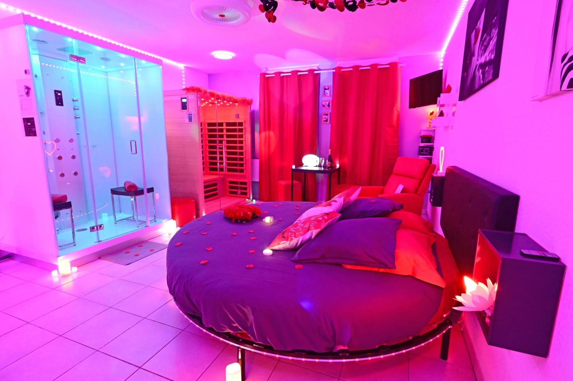Love Room A Deux Pas De L'Ocean Avec Hammam, Sauna Et Bain A 2 :-) Biscarrosse Buitenkant foto