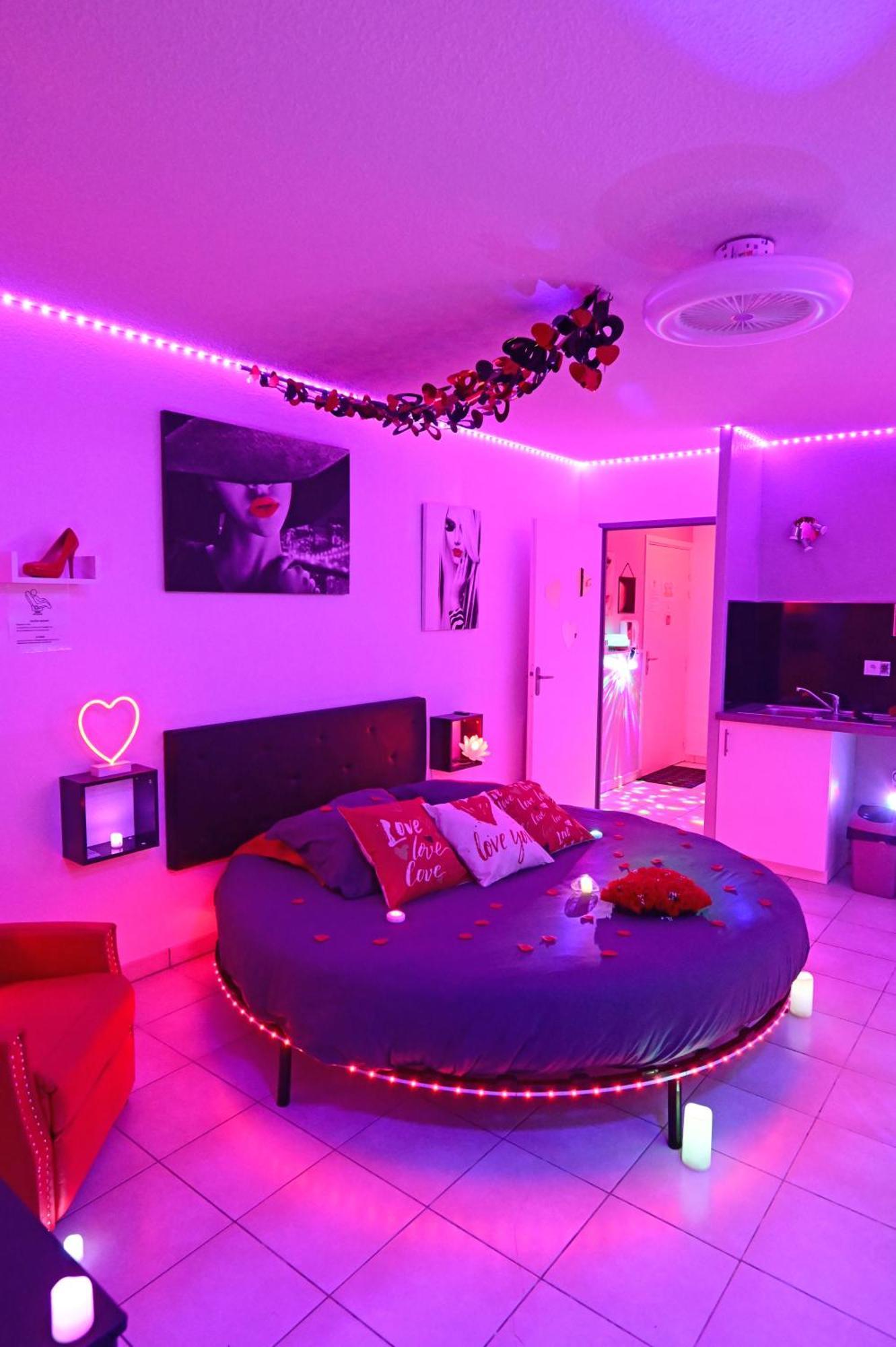 Love Room A Deux Pas De L'Ocean Avec Hammam, Sauna Et Bain A 2 :-) Biscarrosse Buitenkant foto
