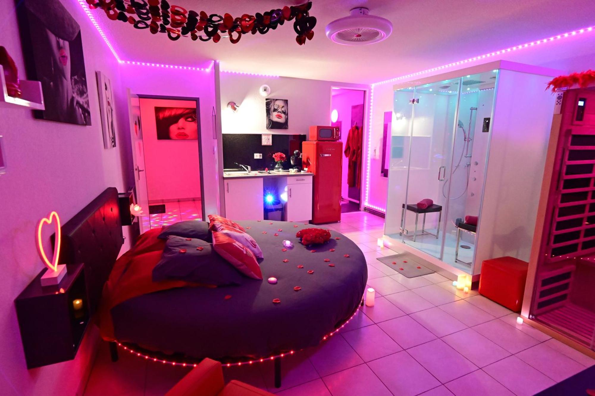 Love Room A Deux Pas De L'Ocean Avec Hammam, Sauna Et Bain A 2 :-) Biscarrosse Buitenkant foto