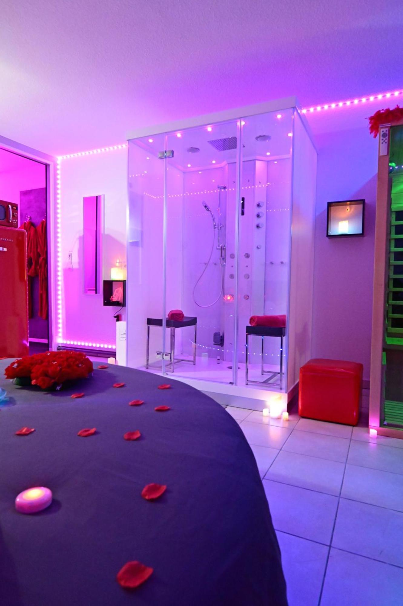 Love Room A Deux Pas De L'Ocean Avec Hammam, Sauna Et Bain A 2 :-) Biscarrosse Buitenkant foto