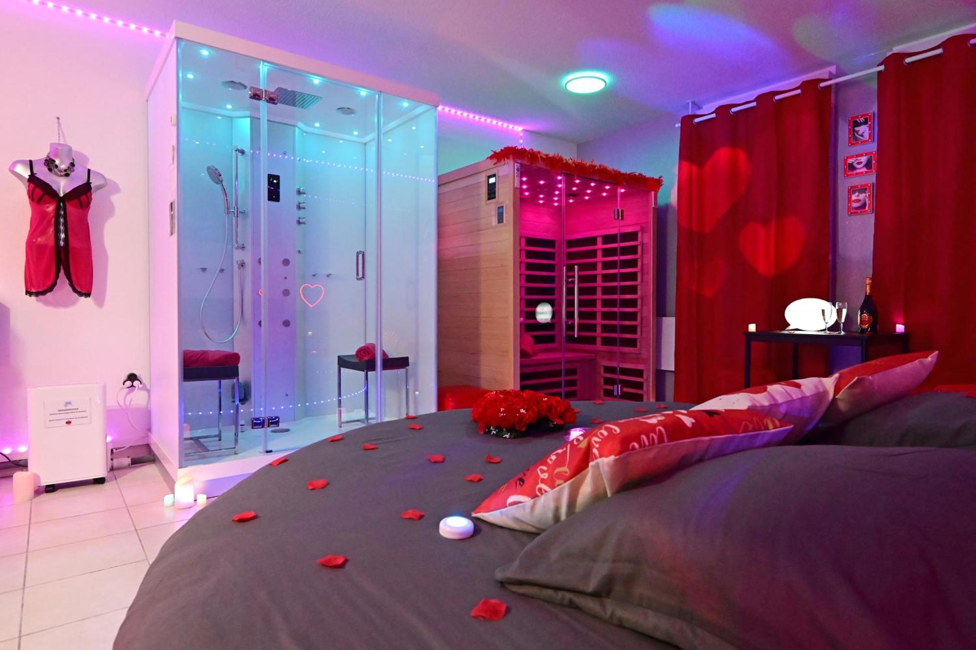 Love Room A Deux Pas De L'Ocean Avec Hammam, Sauna Et Bain A 2 :-) Biscarrosse Buitenkant foto
